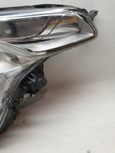 Laden Sie das Bild in den Galerie-Viewer, Frontscheinwerfer Citroën C1 II 81150-0H170 90026272 Links Headlight SCH4667340902gd