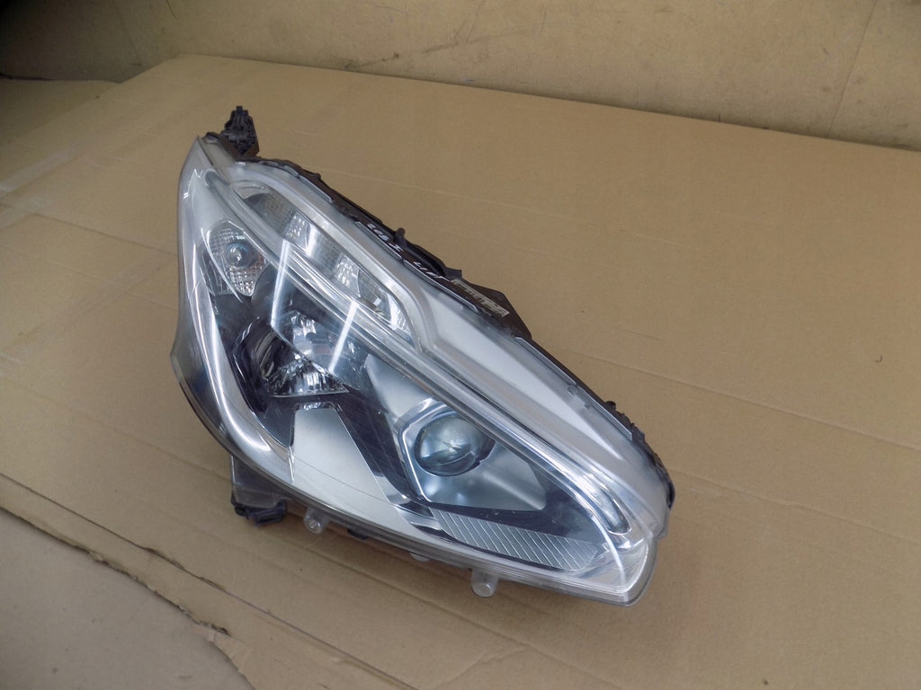 Frontscheinwerfer Peugeot 208 9810805880 Rechts Scheinwerfer Headlight SCH7579661645hq