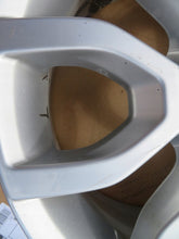 Laden Sie das Bild in den Galerie-Viewer, 1x Alufelge 17 Zoll 7.0" 5x108 50ET Glanz Silber 31423874 Volvo V40 Cross FEL1416273285bo