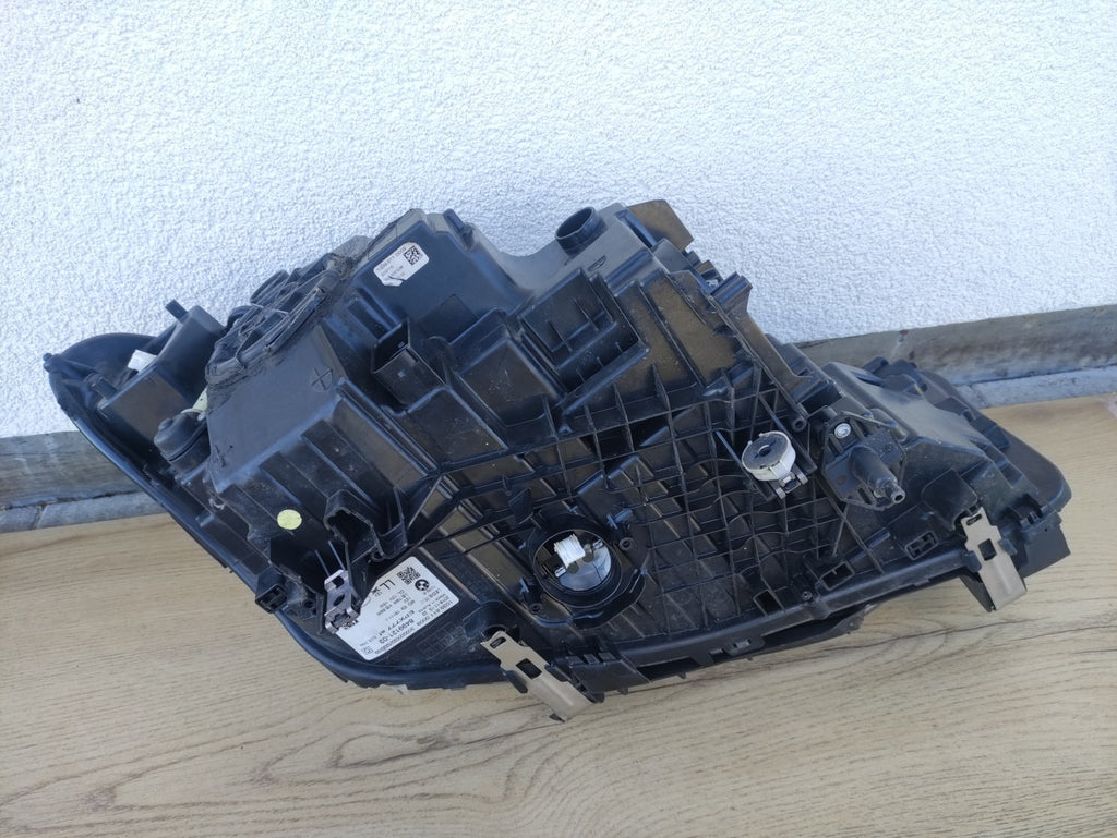 Frontscheinwerfer Skoda Superb III 3V1941016B Xenon Rechts Headlight SCH9178899937pb