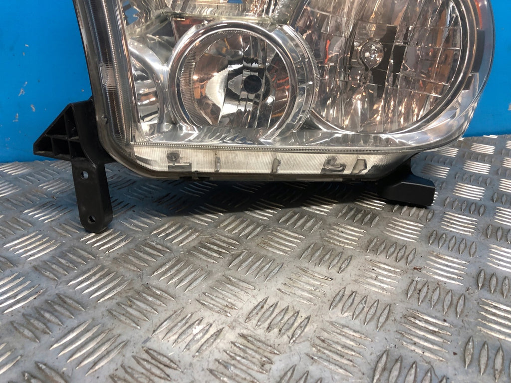 Frontscheinwerfer Toyota Tundra Ein Stück (Rechts oder Links) Headlight SCH3315138415yt