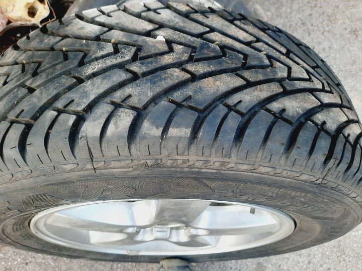 1x Alufelge 17 Zoll 7.5" 5x127 40ET Glanz Silber 5HF55 Jeep Cherokee Wj FEL2930314419bh