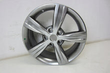 Laden Sie das Bild in den Galerie-Viewer, 1x Alufelge 17 Zoll 6.5&quot; 5x114.3 40ET Glanz 403007071 Renault Rim Wheel