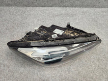 Laden Sie das Bild in den Galerie-Viewer, Frontscheinwerfer Mercedes-Benz W247 A2479065207 LED Rechts Headlight SCH4980892539fq