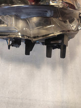 Laden Sie das Bild in den Galerie-Viewer, Frontscheinwerfer Mazda Cx3 D10E-51040 LED Links Scheinwerfer Headlight