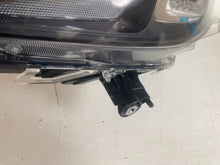 Load image into Gallery viewer, Frontscheinwerfer Toyota Rav IV LED Links Scheinwerfer Headlight SCH7346008998um