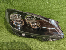 Laden Sie das Bild in den Galerie-Viewer, Frontscheinwerfer Ford Kuga L541844 Rechts Scheinwerfer Headlight SCH7309337345at