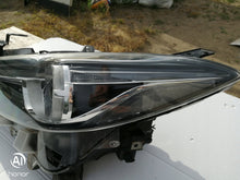 Load image into Gallery viewer, Frontscheinwerfer Mazda 3 Bm BHN3-51040 BHT6-51040 Xenon Links Headlight