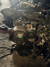 Laden Sie das Bild in den Galerie-Viewer, Motor Renault M9R868 2.0 DCI 177PS 130kW 2014 Diesel Engine Unkomplett