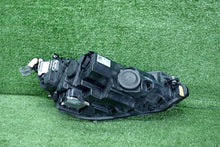 Laden Sie das Bild in den Galerie-Viewer, Frontscheinwerfer VW Golf VIII 90150890 Links Scheinwerfer Headlight SCH7155358142hl