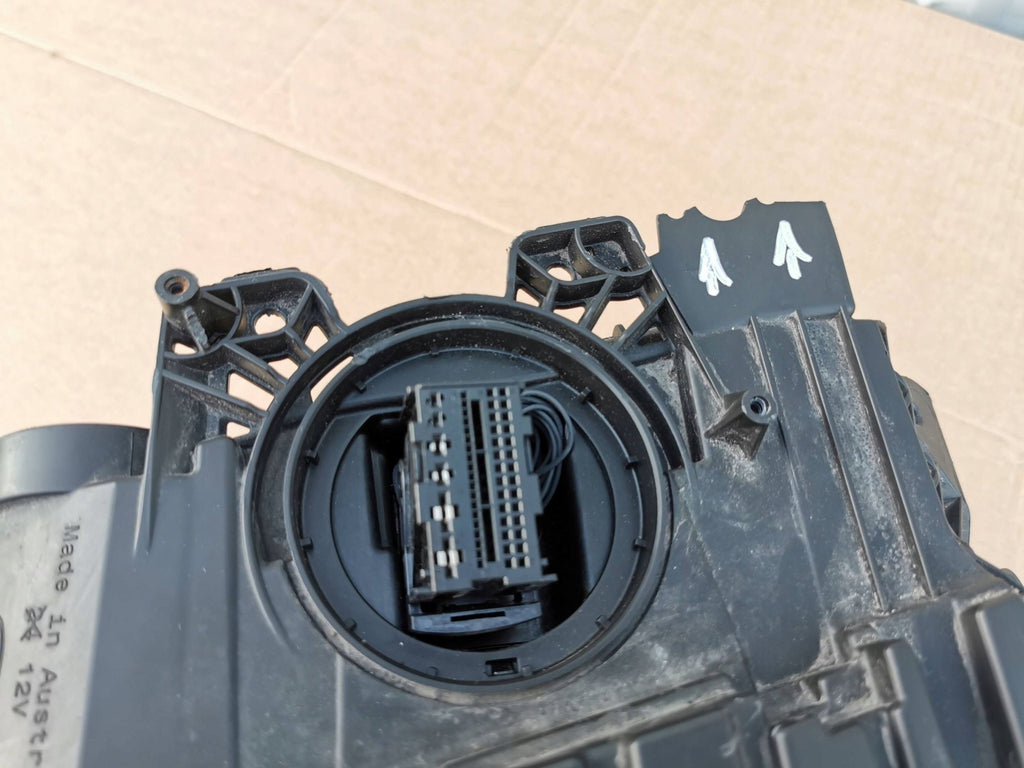 Frontscheinwerfer Porsche Taycan 9J1941032E Rechts Scheinwerfer Headlight SCH9695115984ym