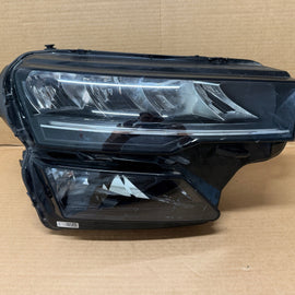 Frontscheinwerfer Skoda Karoq 57B941010 Rechts Scheinwerfer Headlight SCH8510312559qg