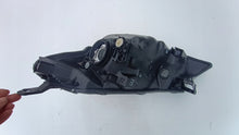 Load image into Gallery viewer, Frontscheinwerfer Toyota Yaris Rechts Scheinwerfer Headlight