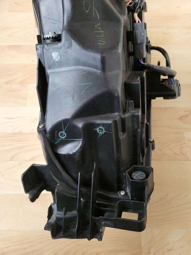 Frontscheinwerfer Mazda II D09K-51030K LED Rechts Scheinwerfer Headlight SCH4668837197jt