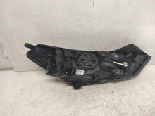 Laden Sie das Bild in den Galerie-Viewer, Frontscheinwerfer Hyundai Tucson 15-92101-D7100 PAW3725 Rechts oder Links