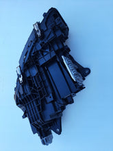 Laden Sie das Bild in den Galerie-Viewer, Frontscheinwerfer BMW 2 Active Tourer U06 5A42248 Full LED Ein Satz Headlight