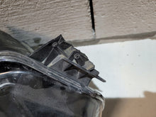 Laden Sie das Bild in den Galerie-Viewer, Frontscheinwerfer Citroën Berlingo 9816824780 LED Rechts Scheinwerfer Headlight