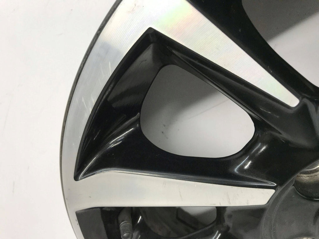 1x Alufelge 15 Zoll PW457-0H012 Toyota Aygo X Rim Wheel FEL3578361574si