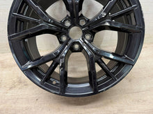 Laden Sie das Bild in den Galerie-Viewer, 1x Alufelge 19 Zoll 8.0" 5x112 30ET Glanz Schwarz 8747405 BMW G31 G30 Rim Wheel FEL8470075833st