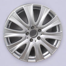 Laden Sie das Bild in den Galerie-Viewer, 1x Alufelge 18 Zoll 8.5&quot; 5x112 Glanz Silber A2224013200 Mercedes-Benz Rim Wheel