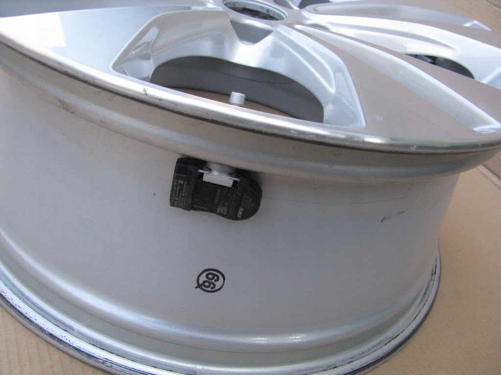 1x Alufelge 18 Zoll 7.5" 5x120 51ET Glanz Silber 6881443 BMW Rim Wheel FEL5751166439pv