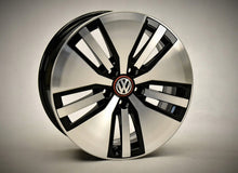 Load image into Gallery viewer, 4x Alufelge 17 Zoll 7.0" 5x112 40ET Glanz Silber 3G0601025AM VW Passat Rim Wheel FEL8862371846sl