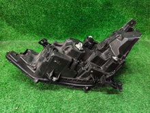 Load image into Gallery viewer, Frontscheinwerfer Honda Hrv Hr-V CSC29634 Rechts Scheinwerfer Headlight SCH4136030823rv