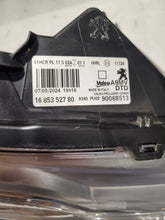 Laden Sie das Bild in den Galerie-Viewer, Frontscheinwerfer Peugeot 208 90068513 Rechts Scheinwerfer Headlight SCH9842316073xu