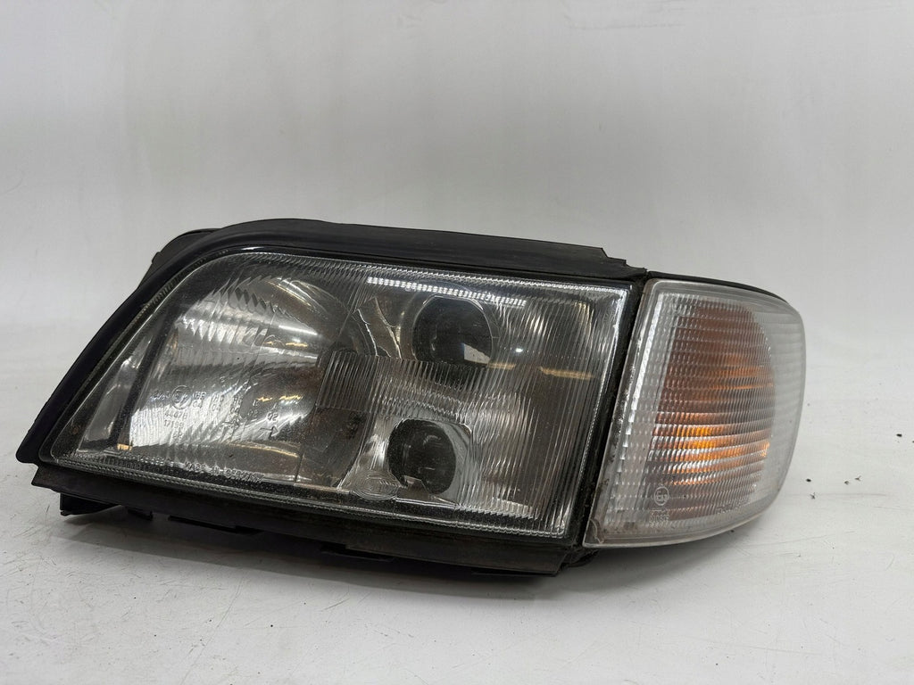 Frontscheinwerfer Audi A6 14050502 Ein Stück (Rechts oder Links) Headlight