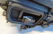 Laden Sie das Bild in den Galerie-Viewer, Frontscheinwerfer Mercedes-Benz W246 A2469066901 Links Scheinwerfer Headlight SCH3921019102ca