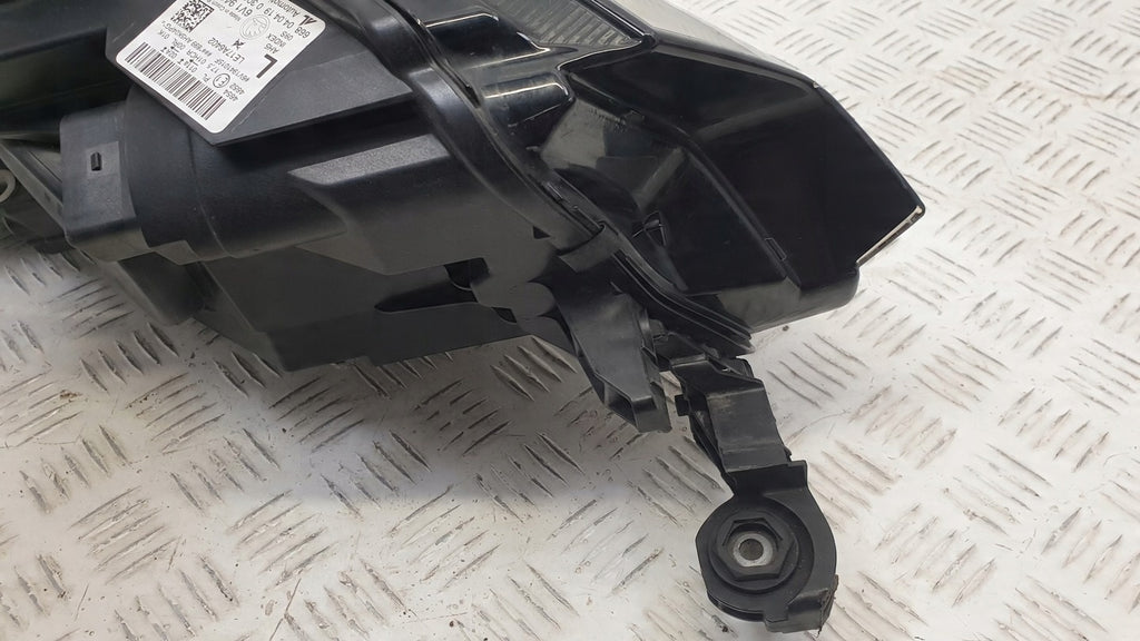 Frontscheinwerfer Skoda Fabia III 6V1941015F Full LED Links Headlight