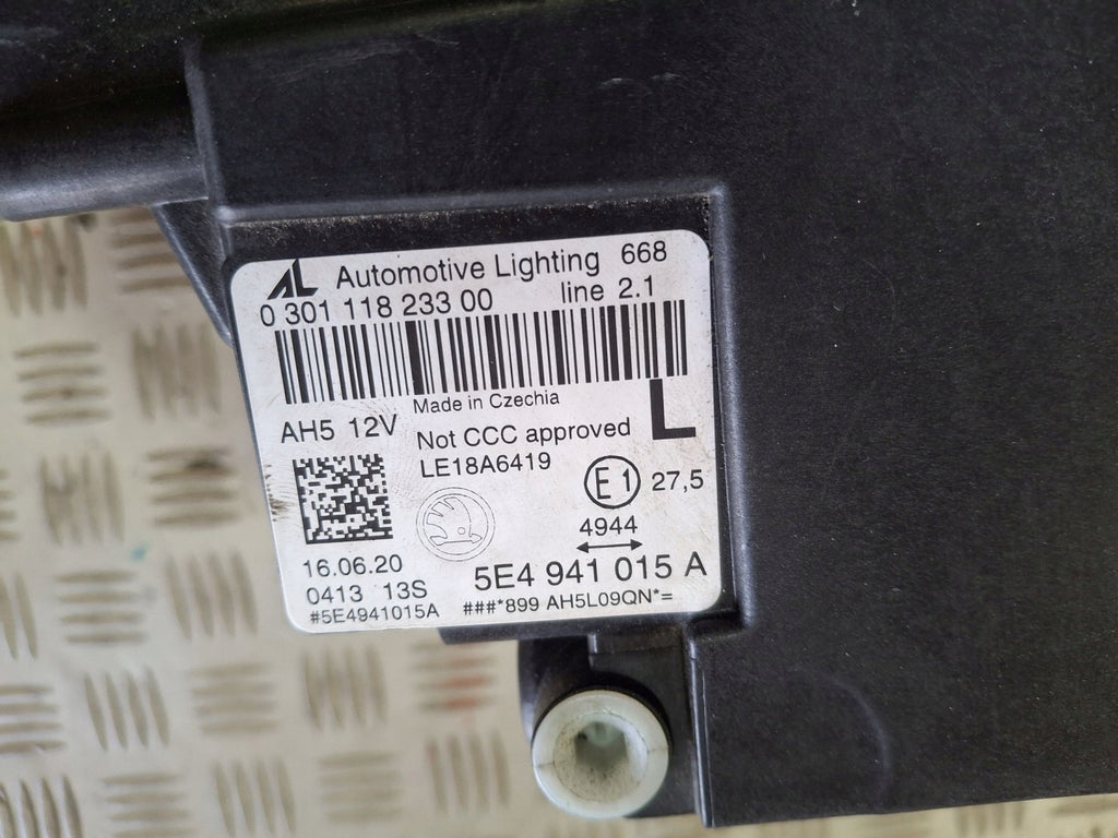Frontscheinwerfer Skoda Octavia IV 5E4941015 LED Links Scheinwerfer Headlight SCH7217051129za