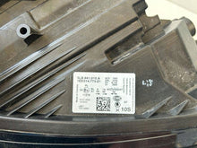 Laden Sie das Bild in den Galerie-Viewer, Frontscheinwerfer Skoda Enyaq 5LB941015A Full LED Links Scheinwerfer Headlight