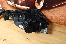 Laden Sie das Bild in den Galerie-Viewer, Frontscheinwerfer Seat Leon 5F1941007 Links Scheinwerfer Headlight SCH8692008526hh