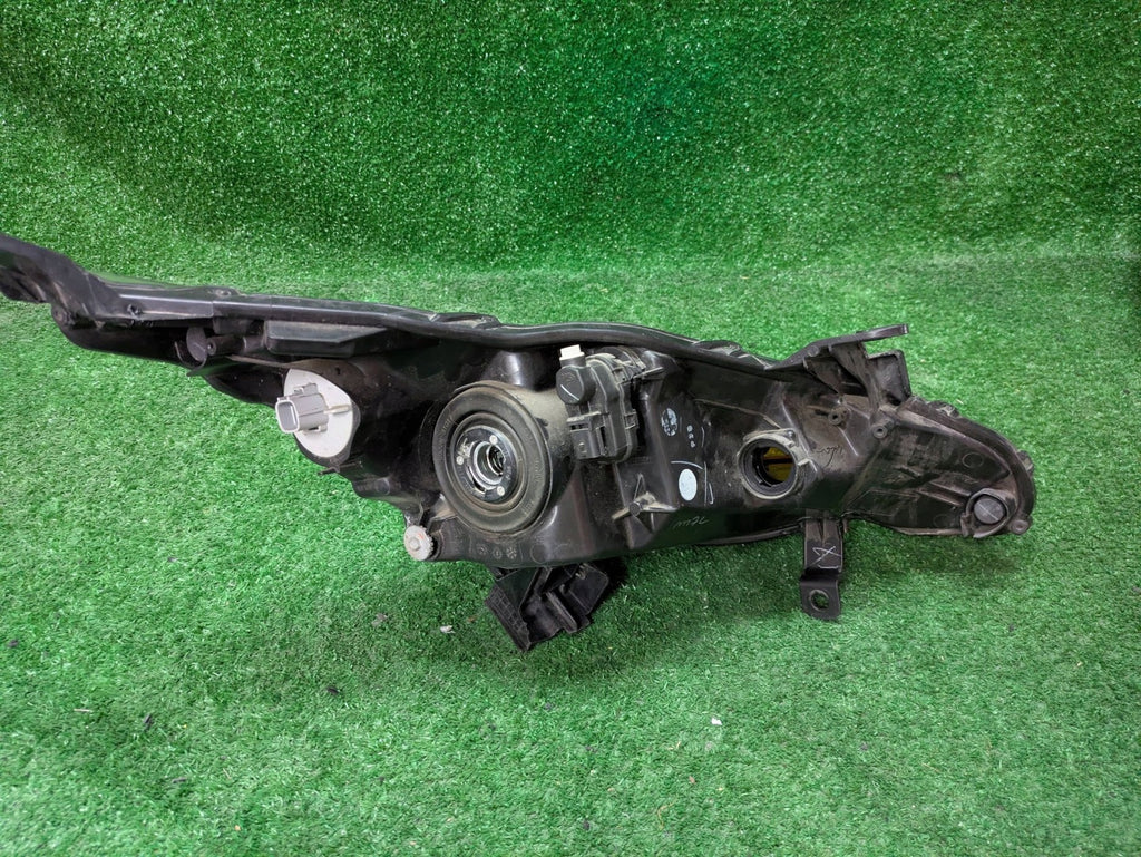 Frontscheinwerfer Toyota Aygo CSC29232 Links Scheinwerfer Headlight SCH4702060830pg