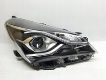 Load image into Gallery viewer, Frontscheinwerfer Toyota Yaris Rechts Scheinwerfer Headlight