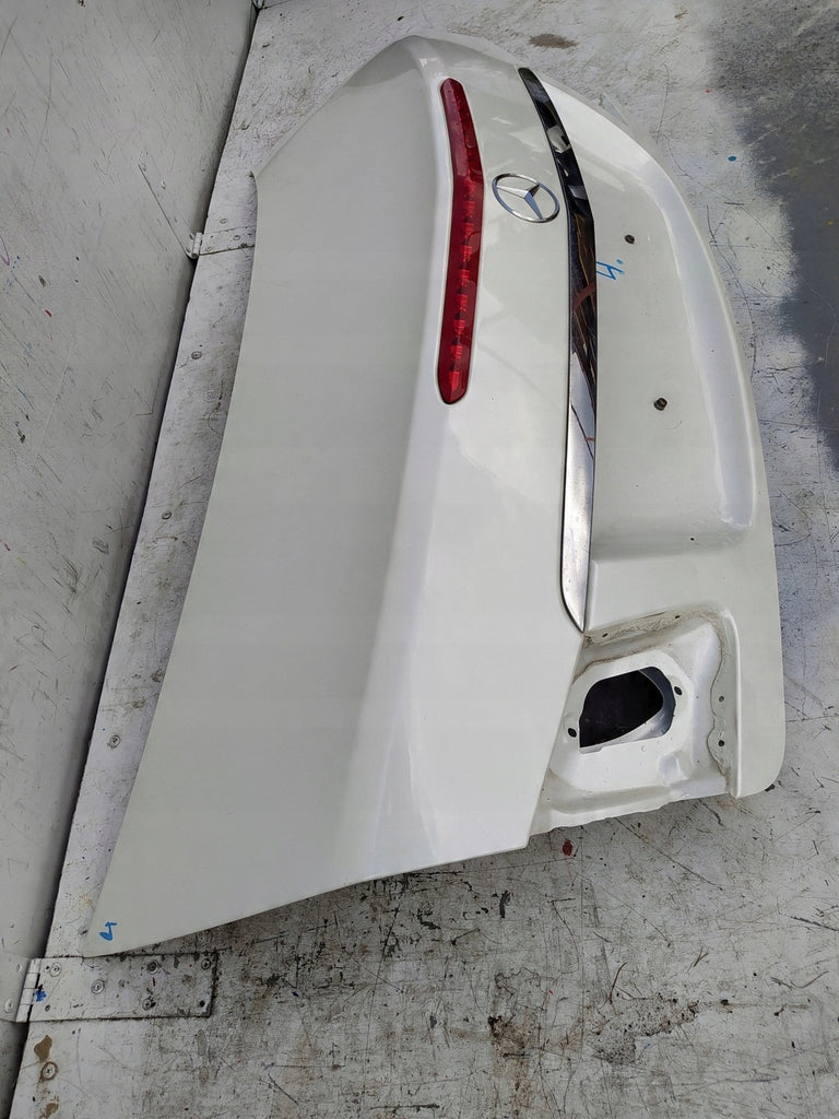 Heckklappe Mercedes-Benz Coupe Rückseite kofferraumklappe Tailgate