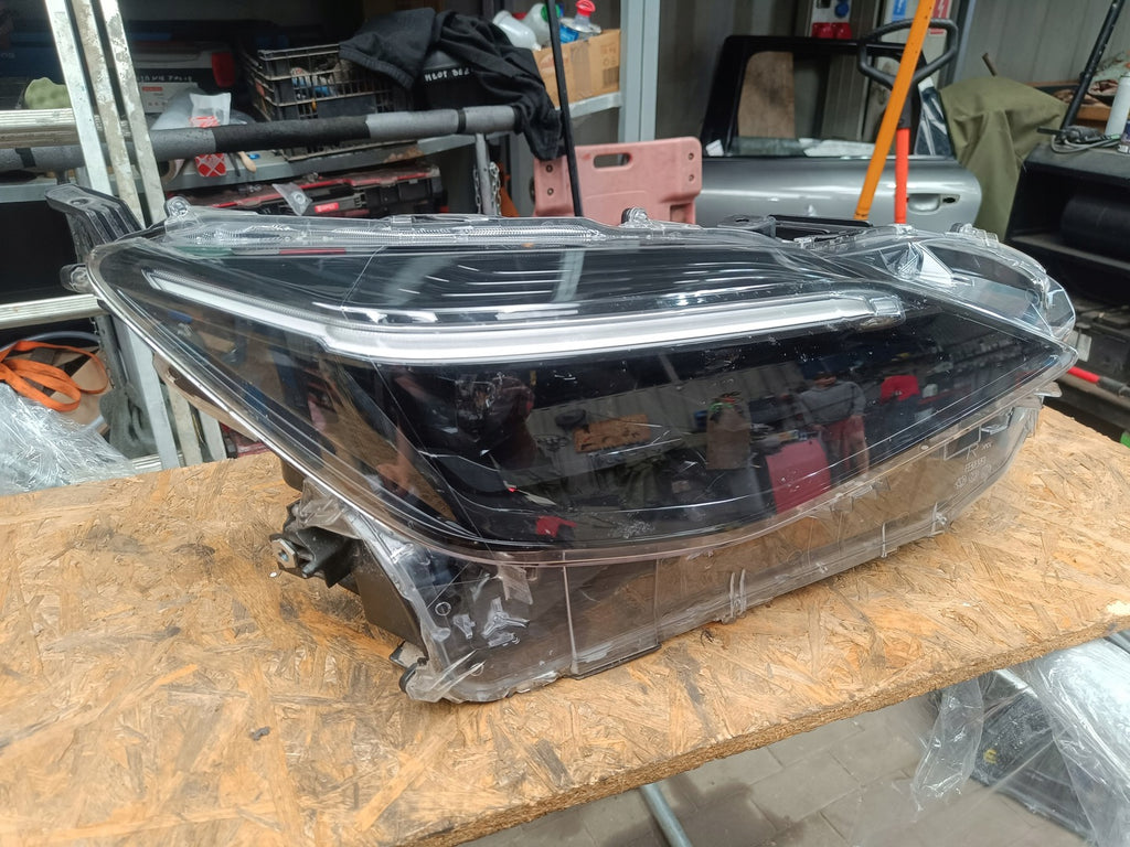 Frontscheinwerfer Toyota Yaris Cross LED FALSE Scheinwerfer Headlight SCH7506246542mf
