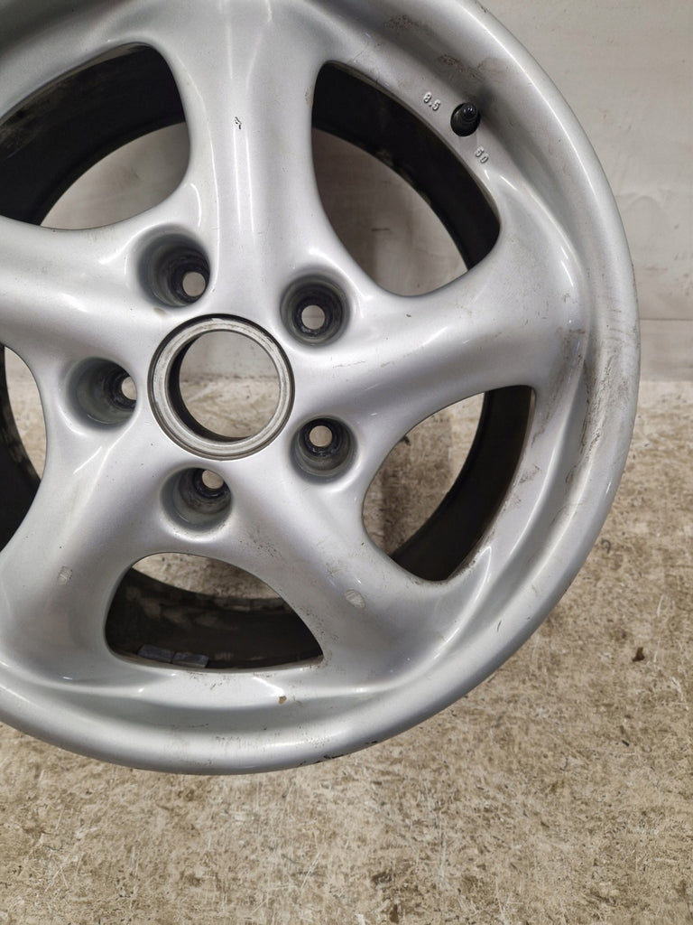 1x Alufelge 17 Zoll 8.5" 5x130 50ET 9963621205 Porsche 911 996 Rim Wheel FEL5080657950sq