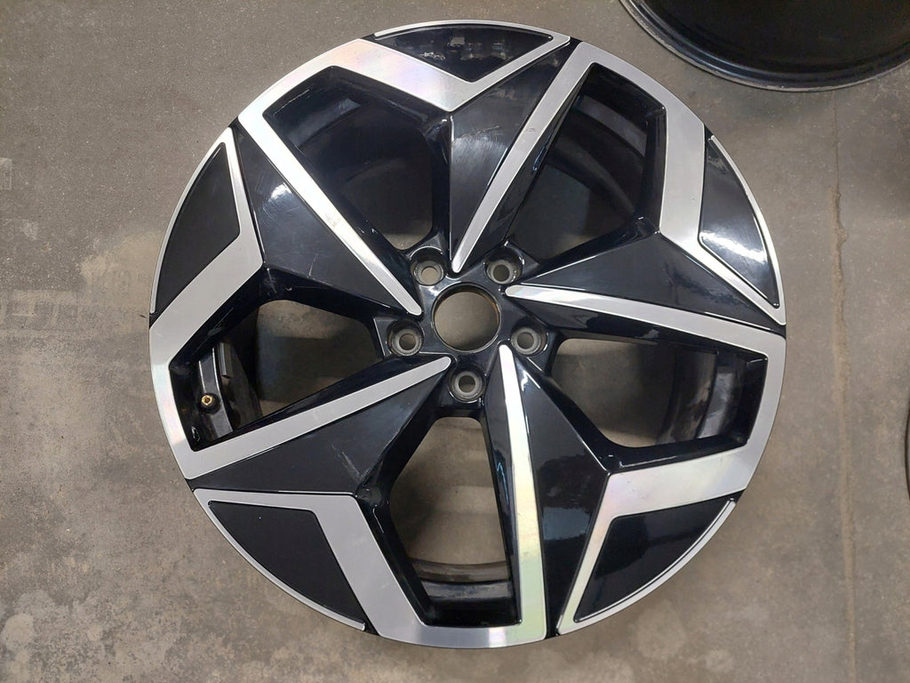 1x Alufelge 19 Zoll 7.5" 5x112 50ET Glanz Schwarz 10A601025 VW Rim Wheel FEL8714346581rz