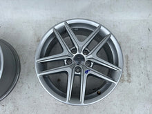 Load image into Gallery viewer, 1x Alufelge 17 Zoll 6.5" 5x112 28ET Glanz Silber 8W9601025 Audi A4 B9 Rim Wheel FEL2054998634zg