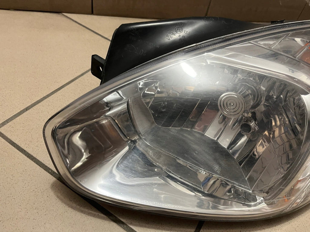 Frontscheinwerfer Hyundai Accent 92101-1E0000 Links Scheinwerfer Headlight