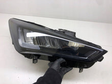 Laden Sie das Bild in den Galerie-Viewer, Frontscheinwerfer Seat Leon 5FB941774A 90188490 Rechts Scheinwerfer Headlight SCH1819747801uc