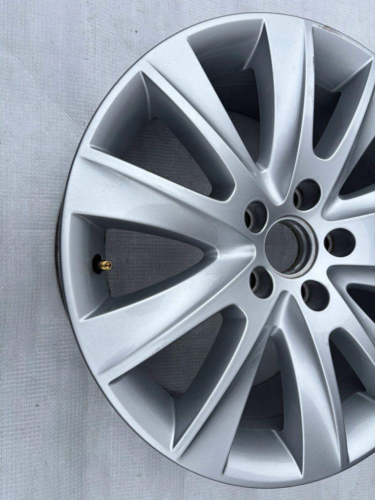 1x Alufelge 17 Zoll 7.0" 5x112 43ET Glanz Silber 5N0601025M VW I Rim Wheel FEL7790793724ym