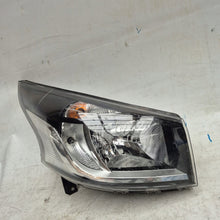 Laden Sie das Bild in den Galerie-Viewer, Frontscheinwerfer Renault Trafic III 260109424R Rechts Scheinwerfer Headlight SCH3801277883vi