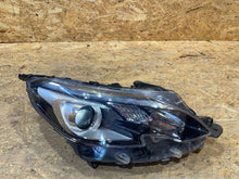 Load image into Gallery viewer, Frontscheinwerfer Peugeot 2008 90167009 S2506N075 Rechts Scheinwerfer Headlight SCH2244022789lb