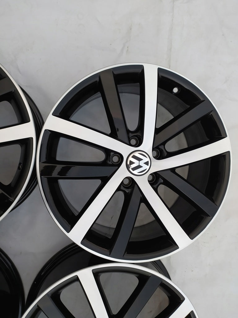 4x Alufelge 18 Zoll 7.5" 5x112 51ET Glanz Silber 5K0601025L VW Golf VII Touran FEL3929973281ua
