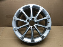 Load image into Gallery viewer, 1x Alufelge 17 Zoll 6.5&quot; 5x114.3 44ET A1774010300 Mercedes-Benz Rim Wheel