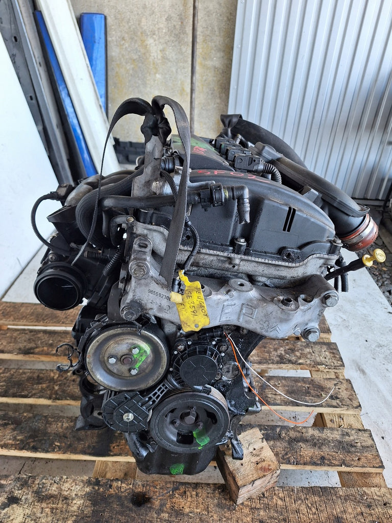 Motor Peugeot 3008 5F02 1.6 THP 155PS 156TKm Benzin Engine Unkomplett
