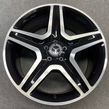 Laden Sie das Bild in den Galerie-Viewer, 1x Alufelge 19 Zoll 8.0" 5x112 43 5ET A1564010600 Mercedes-Benz Gla Rim Wheel FEL4416741182hl